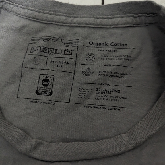 Patagonia Tee NWOT - Picture 3 of 4